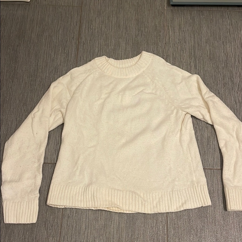 Gap SP sweater hardly worn but very comfy material